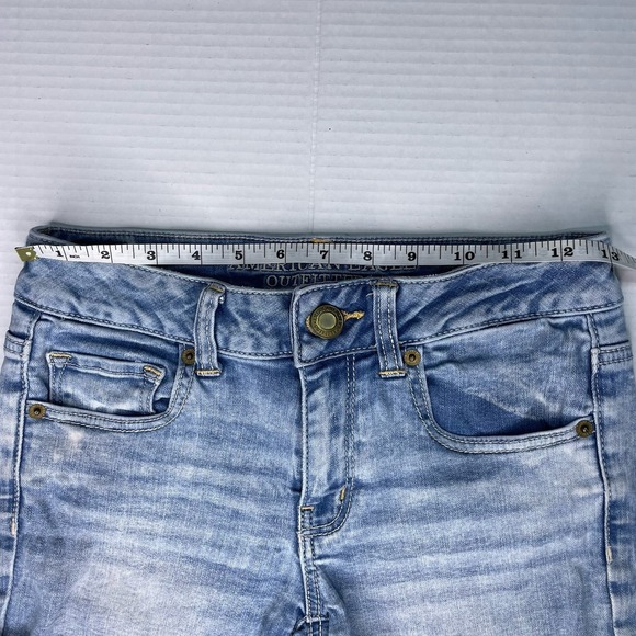 American Eagle Shorts Size 4 MIDI Super Stretch - Picture 8 of 11